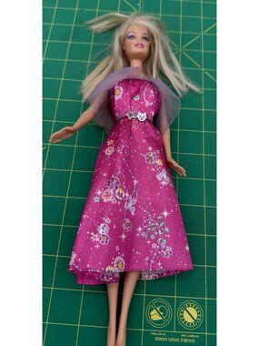 2012 Barbie Fashion Meets Fairytale Series Skirt?